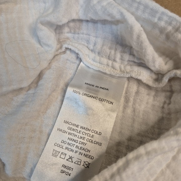 Quince Cream Textured Blouse 2543 - Picture 7 of 7